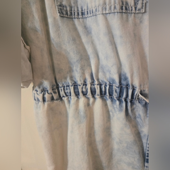 Chico's Acid Wash Lightweight Denim Dress Chico's Size 1/US Size Med/Size 8 - Picture 8 of 13